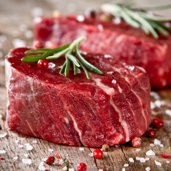 Fresh,Raw,Beef,Steak,On,Wood